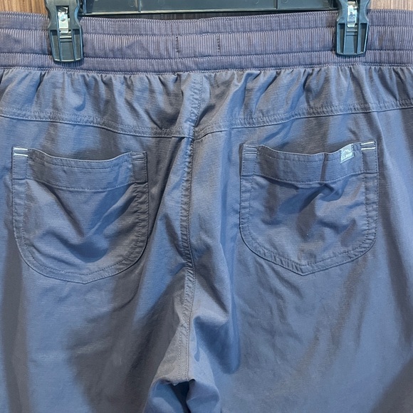 L.L. Bean Gray Hiking Jogger Pants - Picture 8 of 10